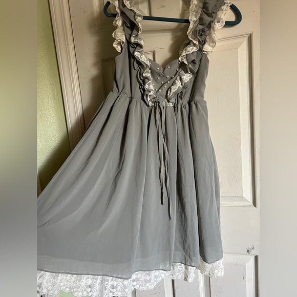 A’reve grey mini dress with cream lace kawaii - Picture 12 of 12